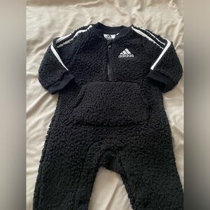 Baby bodysuit